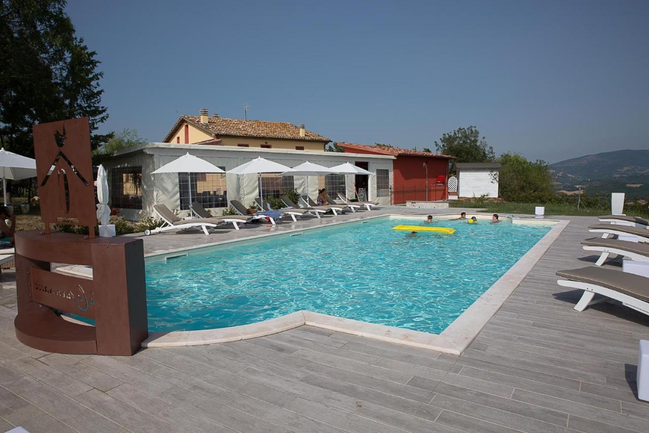 Agriturismo Le Capannacce Urbania Exterior photo