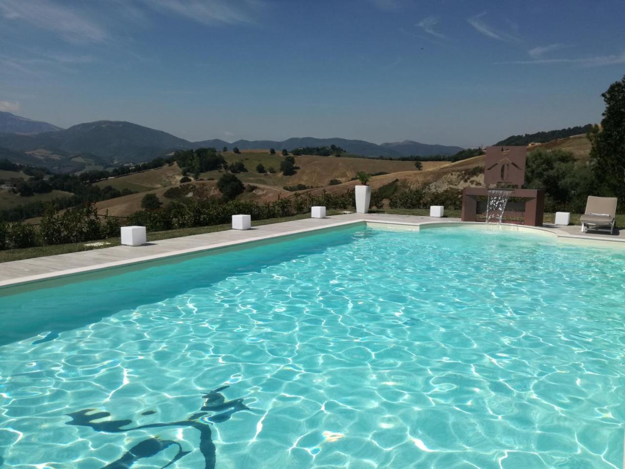 Agriturismo Le Capannacce Urbania Exterior photo
