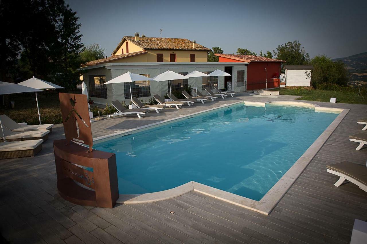 Agriturismo Le Capannacce Urbania Exterior photo